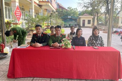 TUYÊN TRUYỀN VỀ TÁC HẠI CỦA THUỐC LÁ ĐIỆN TỬ VÀ PHÒNG CHỐNG TỘI PHẠM, TỆ NẠN MA TUÝ; VỀ VŨ KHÍ VẬT LIỆU NỔ, CÔNG CỤ HỖ TRỢ VÀ PHÁO; TRẢI NGHIỆM THỰC HÀNH CHỮA CHÁY VÀ CỨU NẠN, CỨU HỘ TRONG TRƯỜNG HỌC”