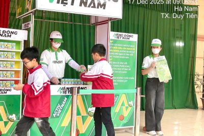 CÔNG TY SỮA MILO TẶNG SỮA CHO HỌC SINH  TRƯỜNG TIỂU HỌC MỘC NAM